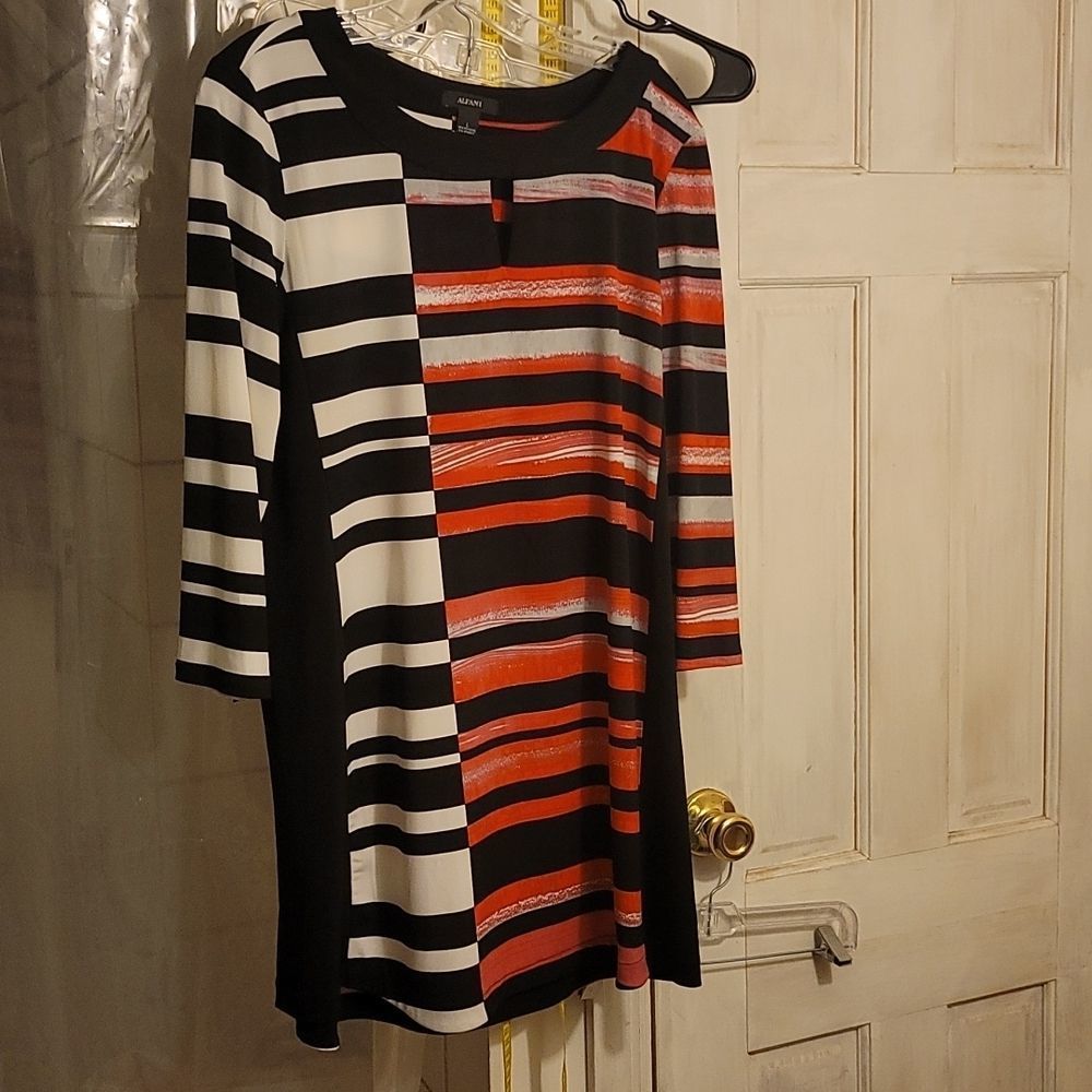 Nwot, Alfani, Dress red pink blk & gray lg stripe 👗. Long sleeve.  BEAUTIFUL 😍